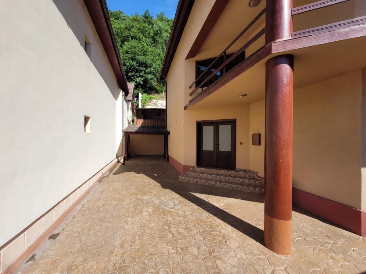 Villa Casa Basu Băile Herculane Exterior foto